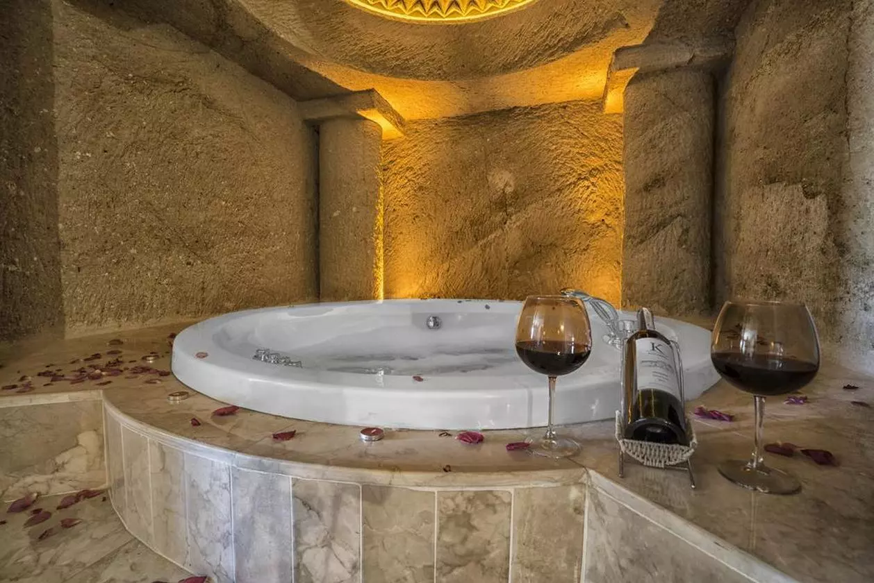 BESTWESTERN_SAHABVIZPARVAZ (11).jpg